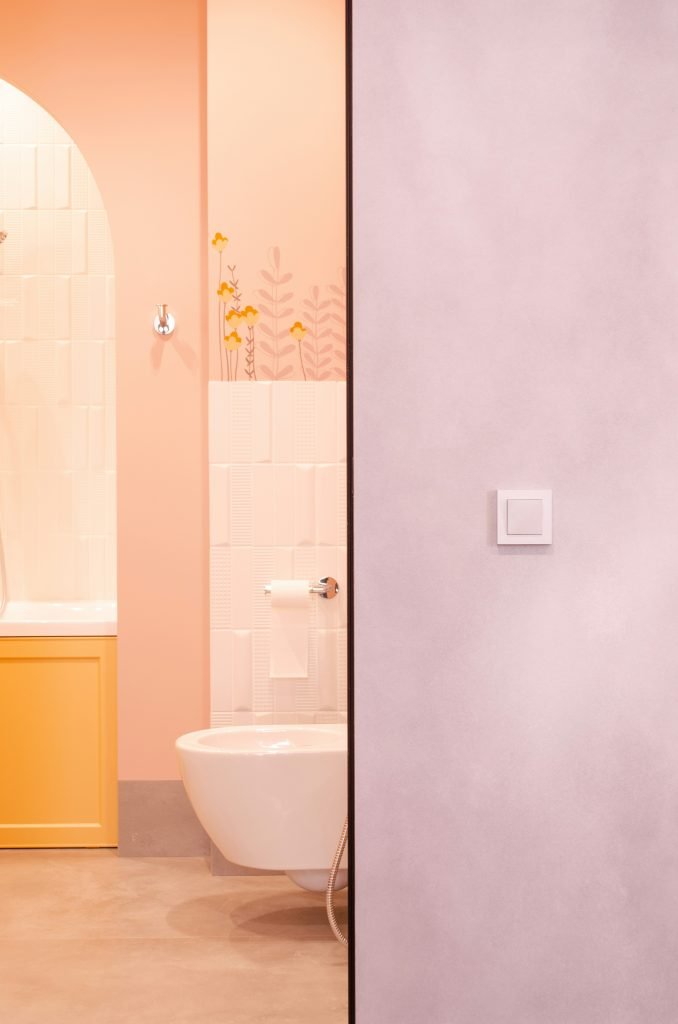how to choose the right grout colour for your bathroom